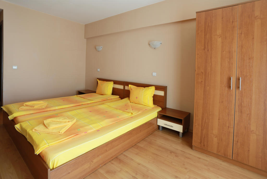 Acropolis Hotel 파자르지크 객실 사진